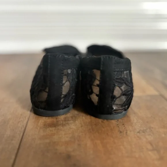 Seychelles Black Floral Lace Almond Toe Slip On Ballet Flats Size 7.5 NEW - Picture 5 of 8